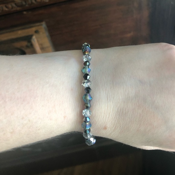 COPY - Green crystal bracelet - Picture 1 of 9